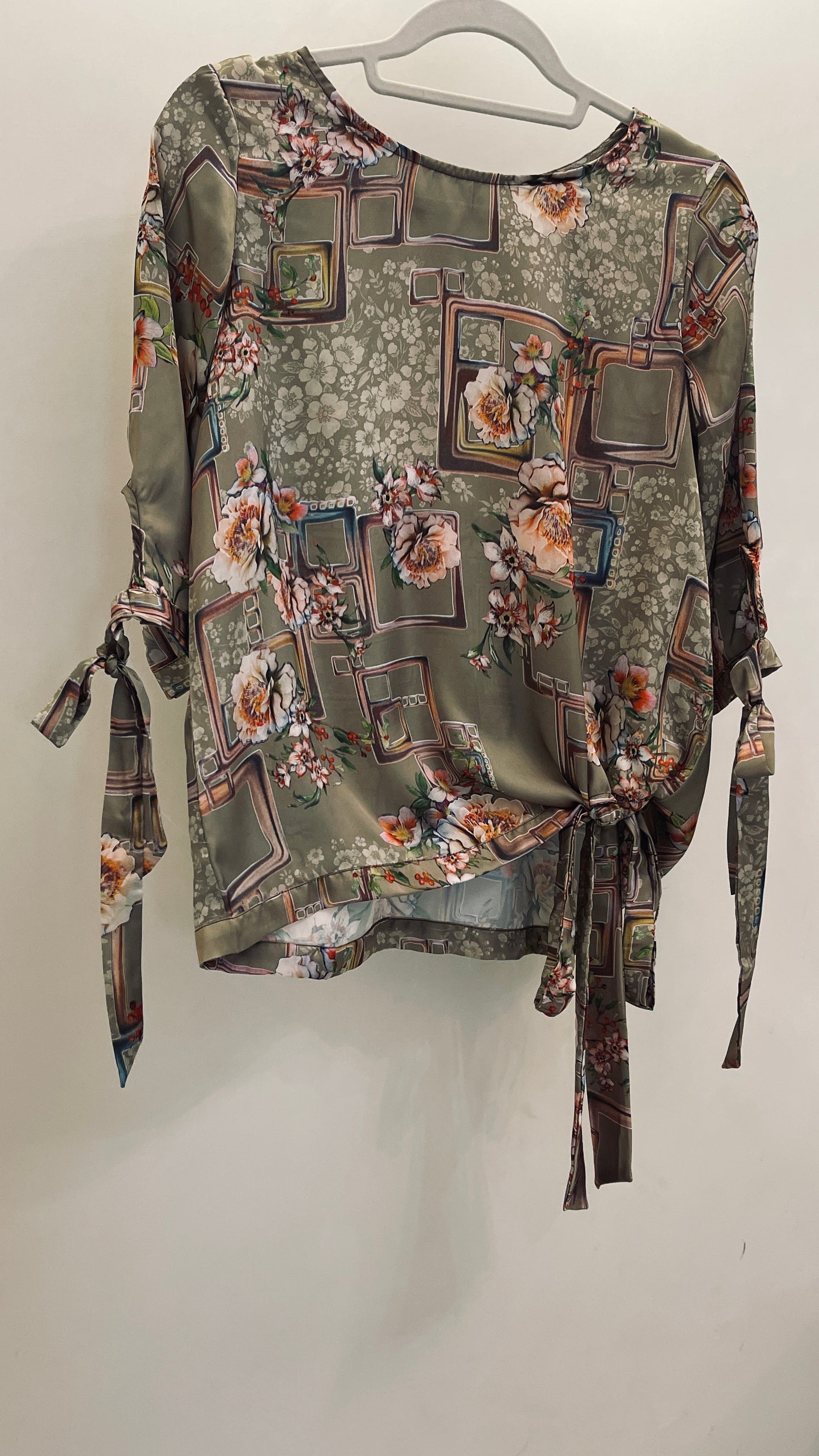 FLORAL SILK SHIRT